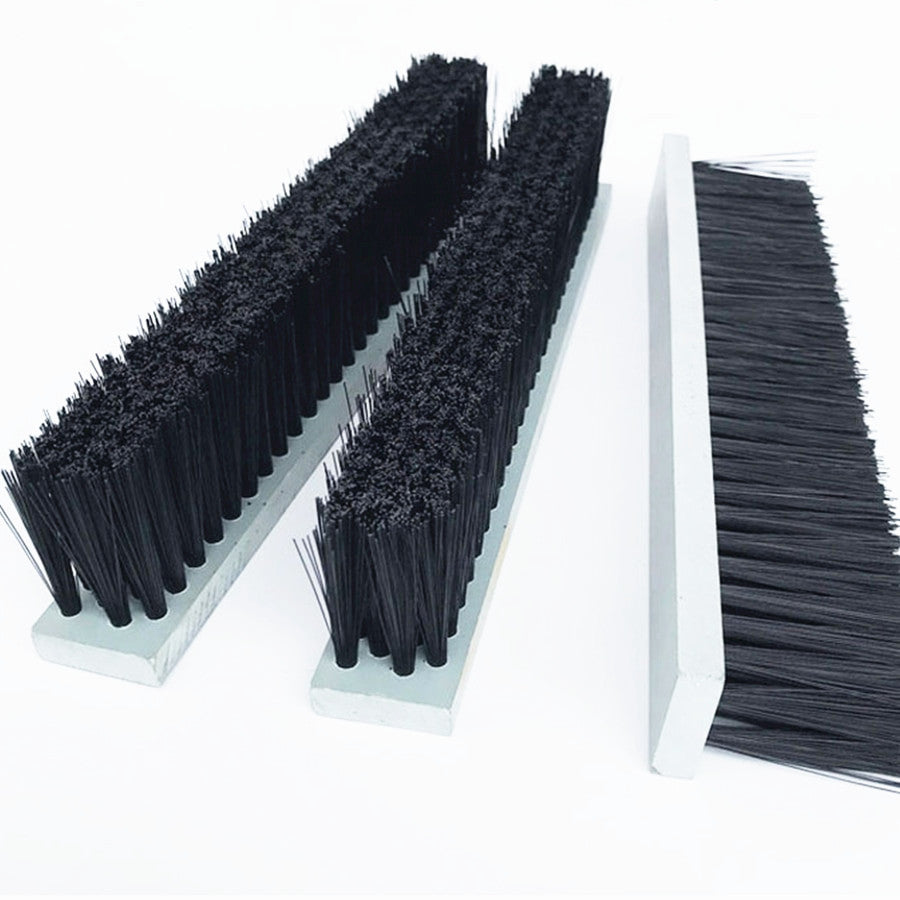Brosse à plaque Vanico, usine professionnelle personnalisée pour brosses à panneaux, brosses à bandes et brosses industrielles en nylon, tailles personnalisées disponibles.