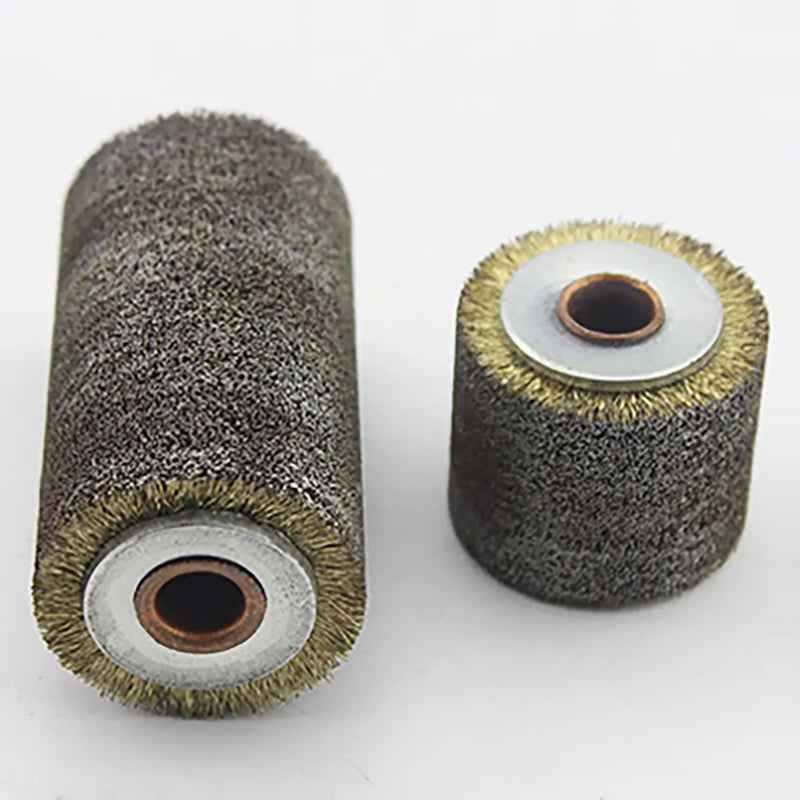 Brosse en fil d'acier Vanico Brosse à rouleau industrielle pour éliminer la rouille, tailles personnalisées disponibles.
