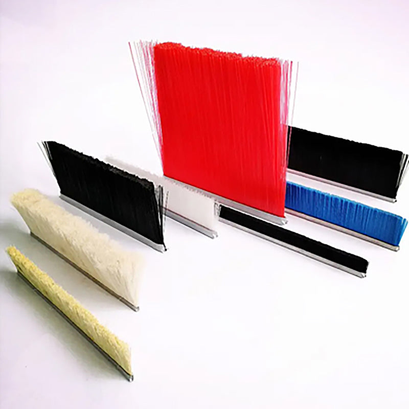 Les petites brosses de nettoyage de tuyaux Vanico Strip Brush peuvent être personnalisées en taille et en matériau.